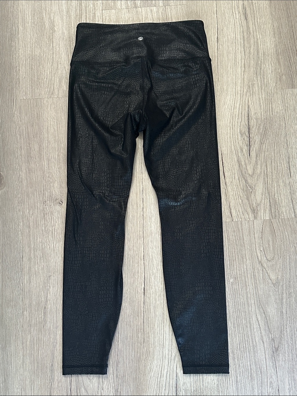 NWOT CRZ 28” Crocodile Faux Leather Leggings - Picture 6 of 9